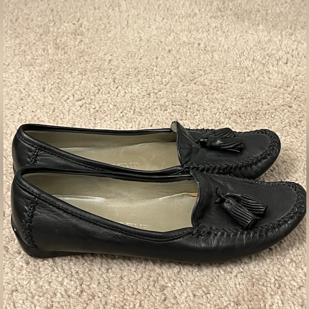 Robert Zur Black Leather Loafers with Tassel Detail